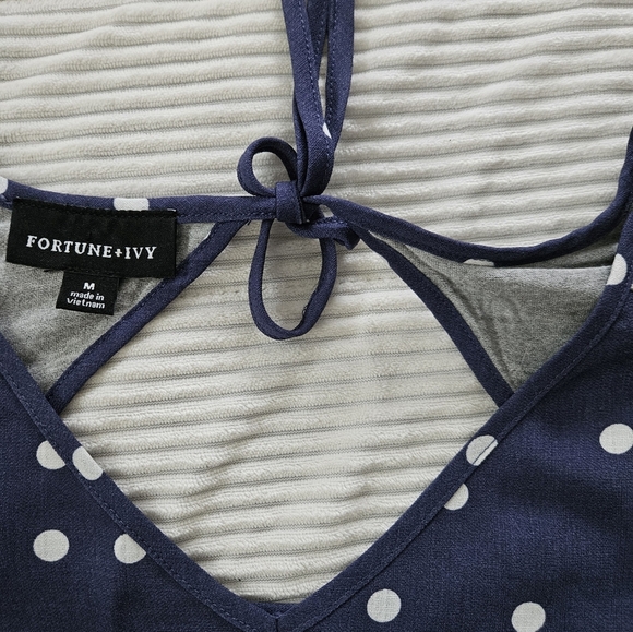 Fortune & Ivy Navy Polka Dot Top with Gray Accents Size M - Picture 5 of 8